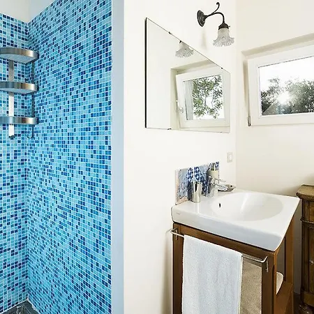 Sleeps 6 Wifi Villa Sampieri