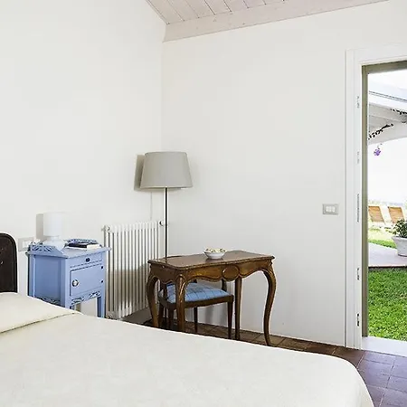Sleeps 6 Wifi Villa Sampieri